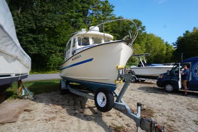 BOATZON | Rosborough RF246 Sedan Cruiser 2002