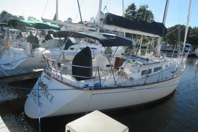 BOATZON | Sabre 38 1990