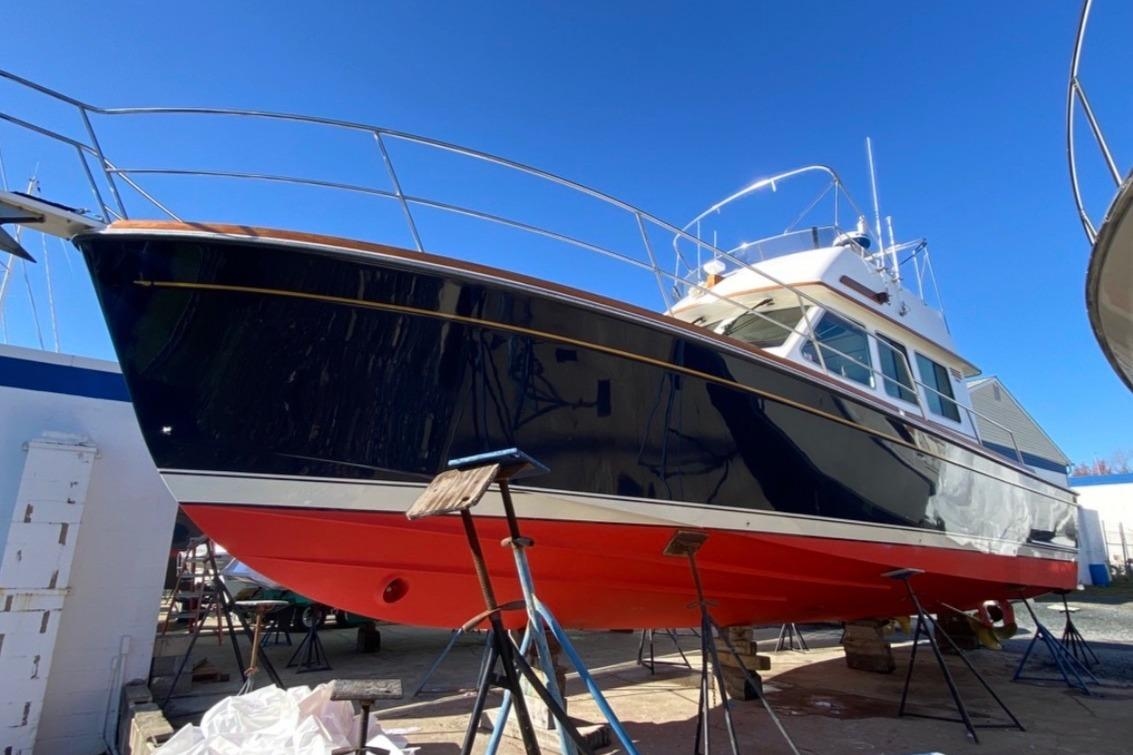 2004 Sabre 42 Fly Bridge - Sold Boat