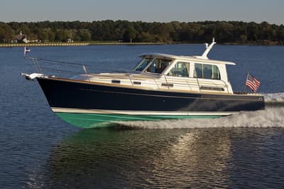 BOATZON | Sabre 42 Salon Express 2011