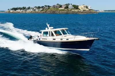BOATZON | Sabre 42 Salon Express 2013