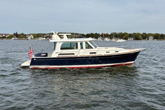 2015 Sabre 42 Salon Express - Sold Boat
