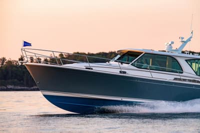 BOATZON | Sabre 43 Salon Express 2027