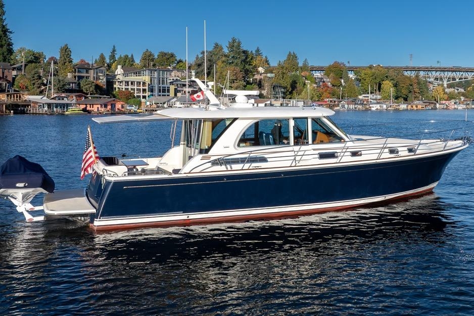 2020 Sabre 45 Salon Express - Sold Boat
