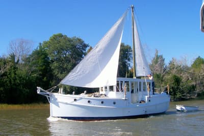 BOATZON | SailAssisted Trawler 2005