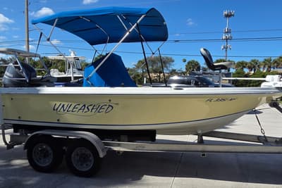 BOATZON | Sailfish 1900 BB Bay Boat 2006