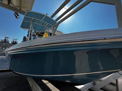 BOATZON | Sailfish 1900 BB Bay Boat 2014