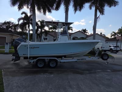 BOATZON | Sailfish 218 CC 2007
