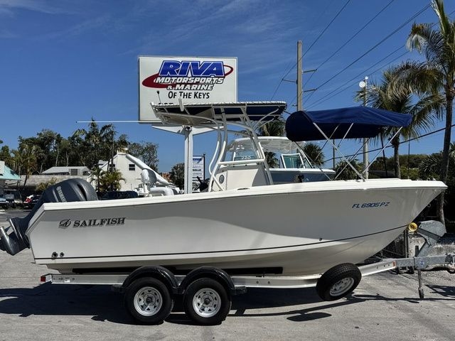 2016 Sailfish 220 CC - Sold Boat
