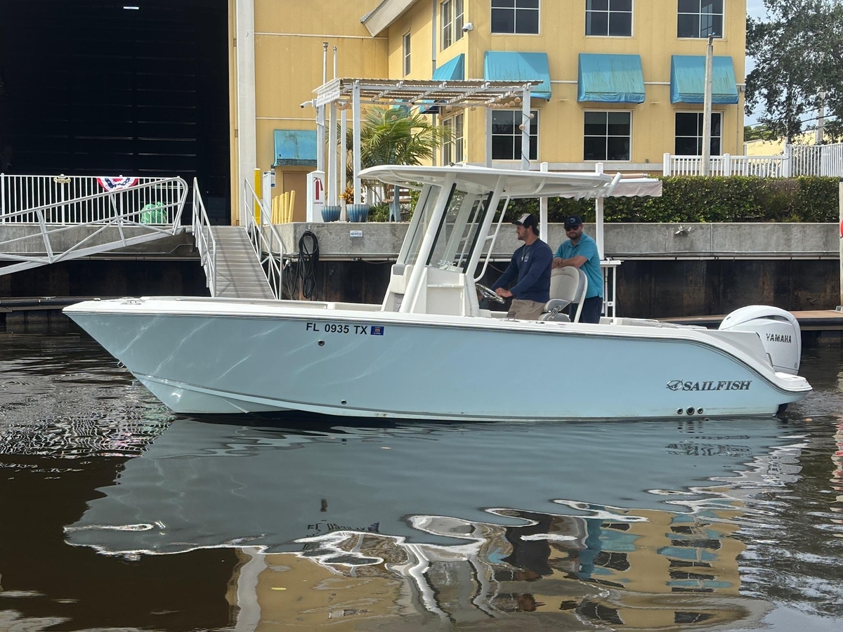2025 Sailfish 232 CC - Sold Boat