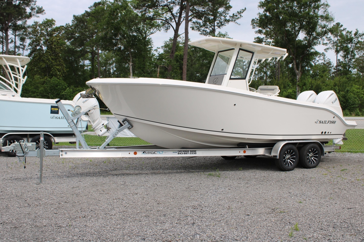 2026 Sailfish 252 CC - Sold Boat