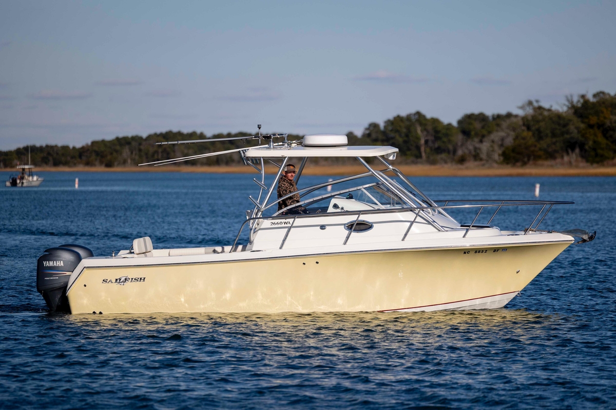 2006 Sailfish 2660 WAC - Sold Boat