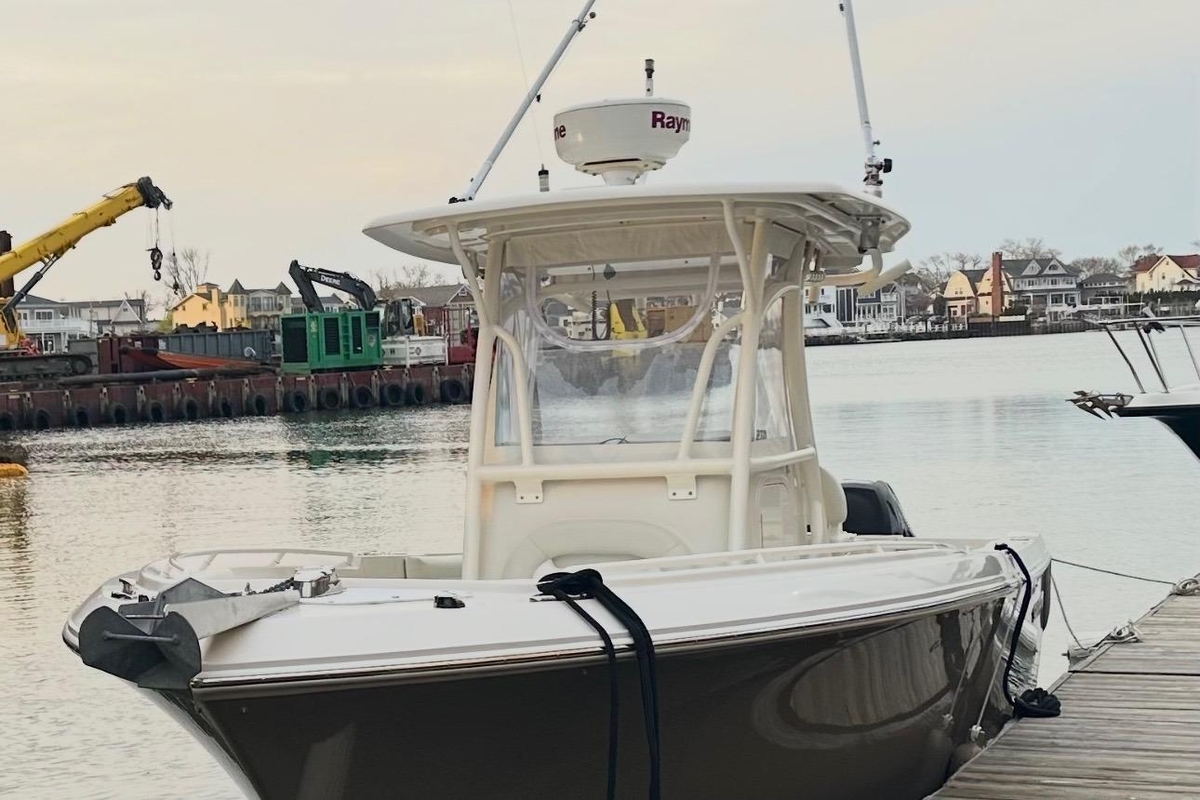 2014 Sailfish 270 CC - Sold Boat