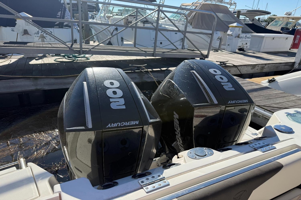 2022 Sailfish 272 CC - Sold Boat