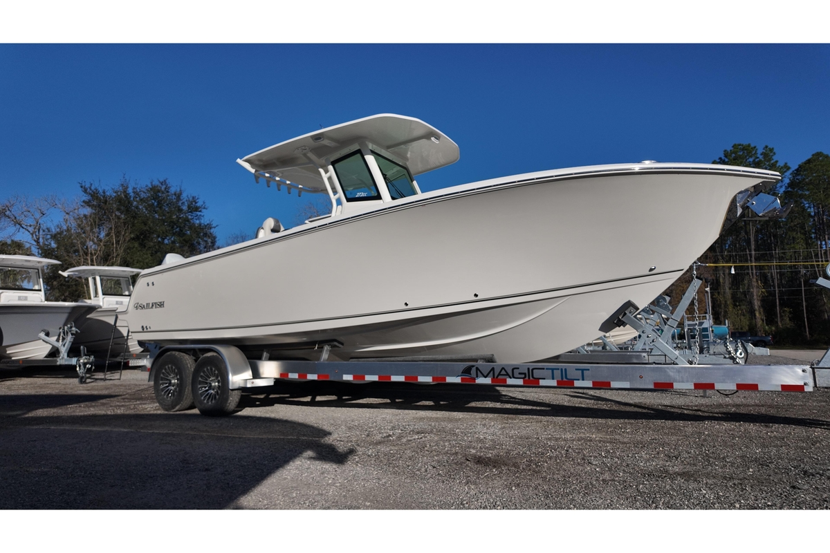 2026 Sailfish 272 CC - Sold Boat