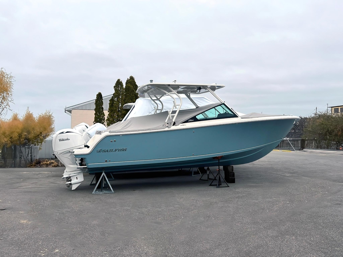 2025 Sailfish 276 DC - Sold Boat