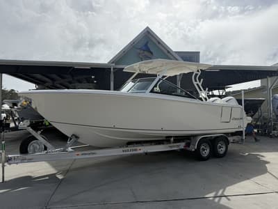 BOATZON | Sailfish® 276 DC 2026