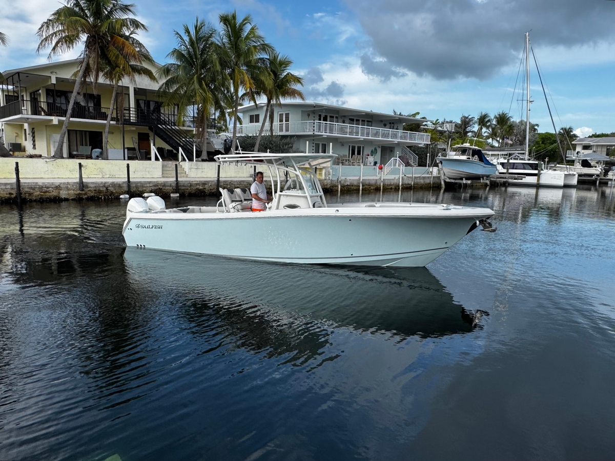 2022 Sailfish 290 CC - Sold Boat