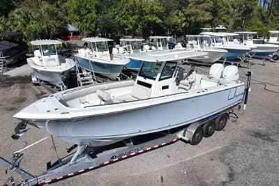 BOATZON | Sailfish 312 CC 2026