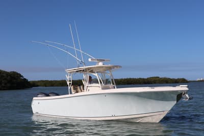 BOATZON | Sailfish 320 CC 2017