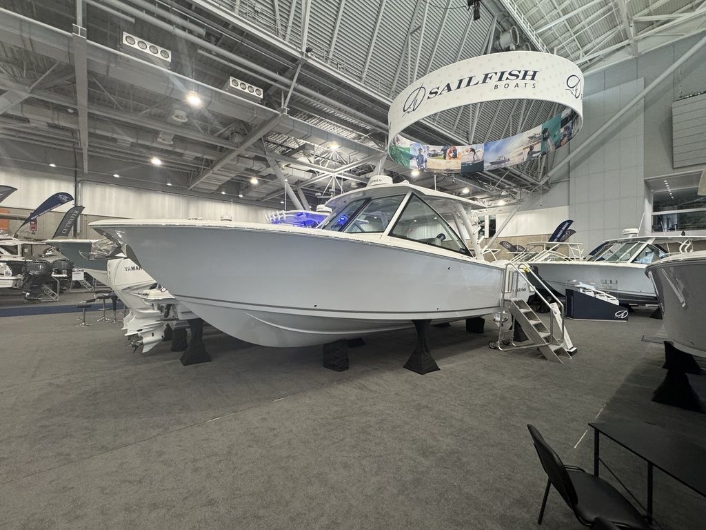 2026 Sailfish® 316 DC - Sold Boat