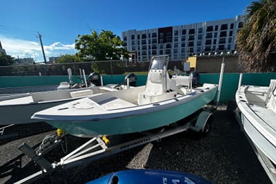 BOATZON | SALTY BOATS PALMETTO 1701 CC 2024