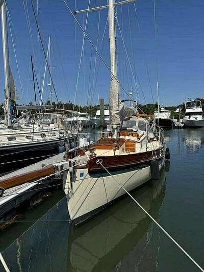 BOATZON | Sam L. Morse Bristol Channel Cutter 2001