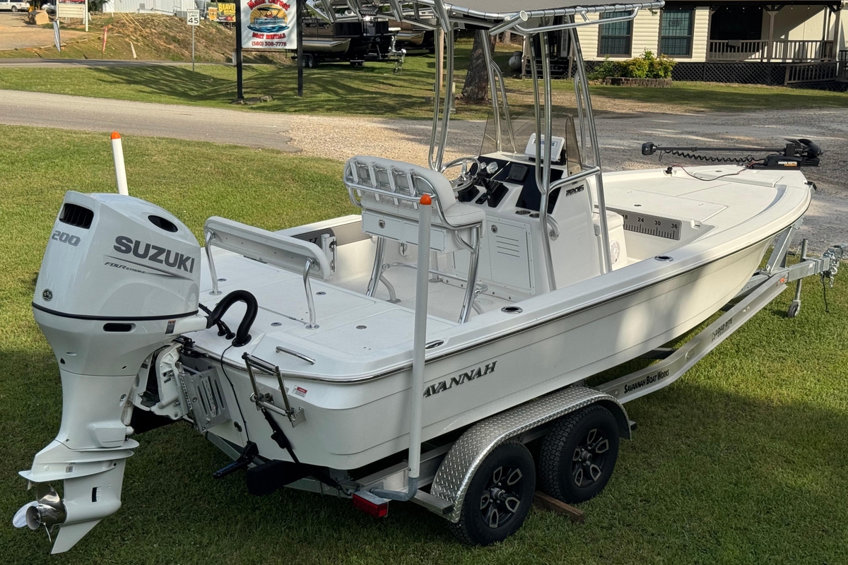 2025 Savannah 220 IS - Sold Boat