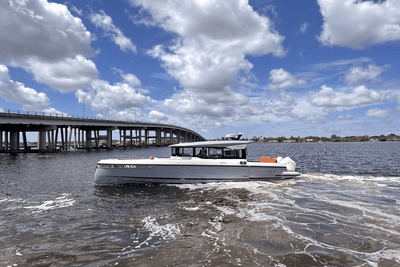 BOATZON | Saxdor 320 GTC 2025