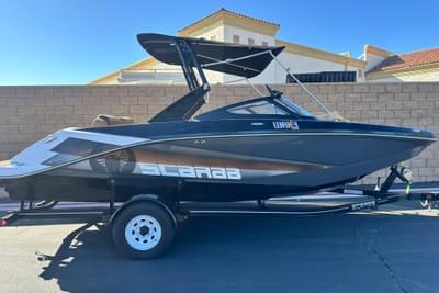 BOATZON | Scarab 215 Wake ID 2019 BOATZON | Scarab 215 Wake ID 2019