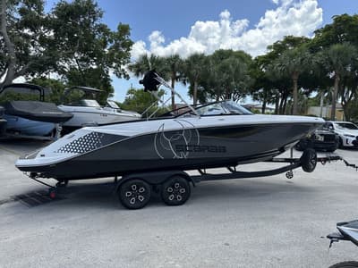 BOATZON | Scarab 255 ID 2023 BOATZON | Scarab 255 ID 2023