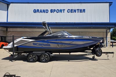 BOATZON | Scarab 255 Wake ID 2022