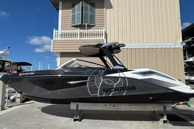 BOATZON | Scarab 285 ID 2022 BOATZON | Scarab 285 ID 2022