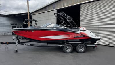 BOATZON | Scarab Jet Boat 215 HO 2014