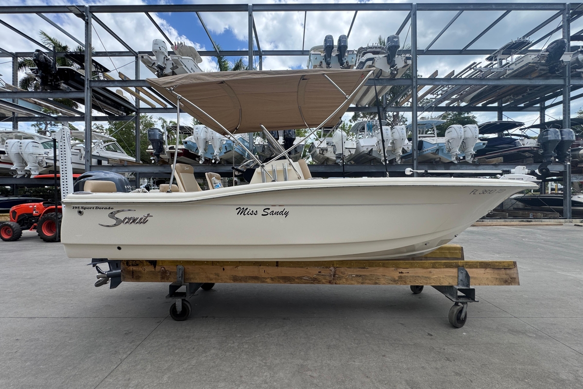 2022 Scout 195 Sport Dorado - Sold Boat