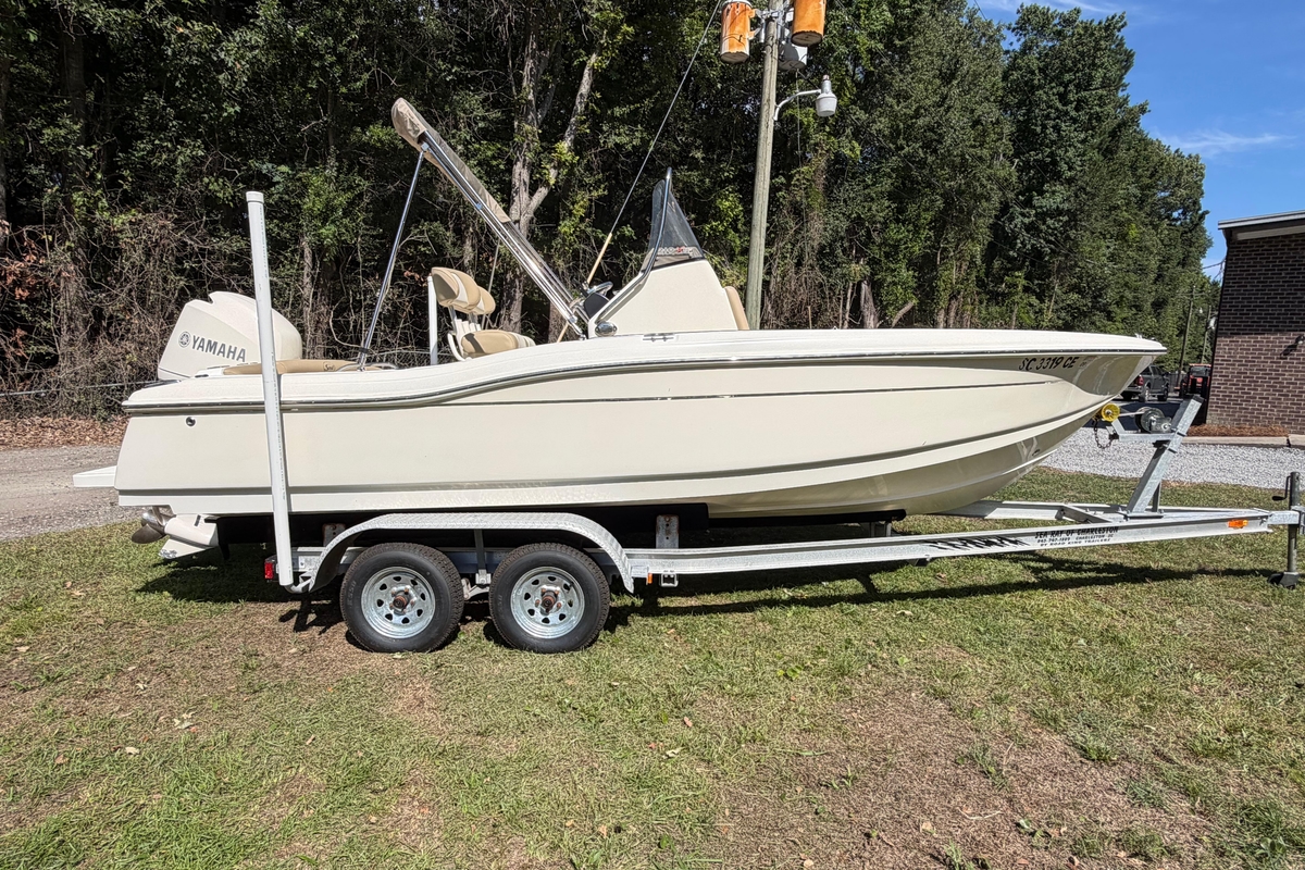 2012 Scout 210 XSF - Sold Boat