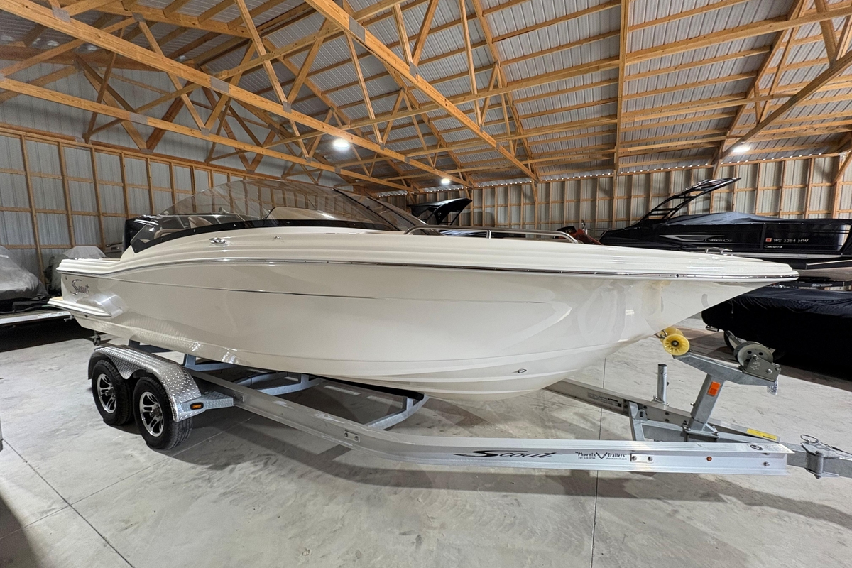 2024 Scout 215 Dorado - Sold Boat