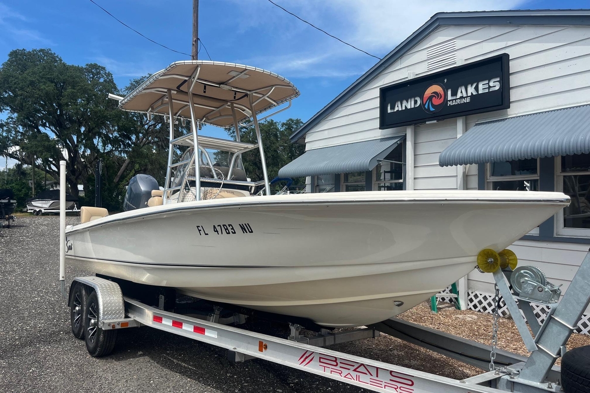 2009 Scout 221 Winyah Bay - Sold Boat
