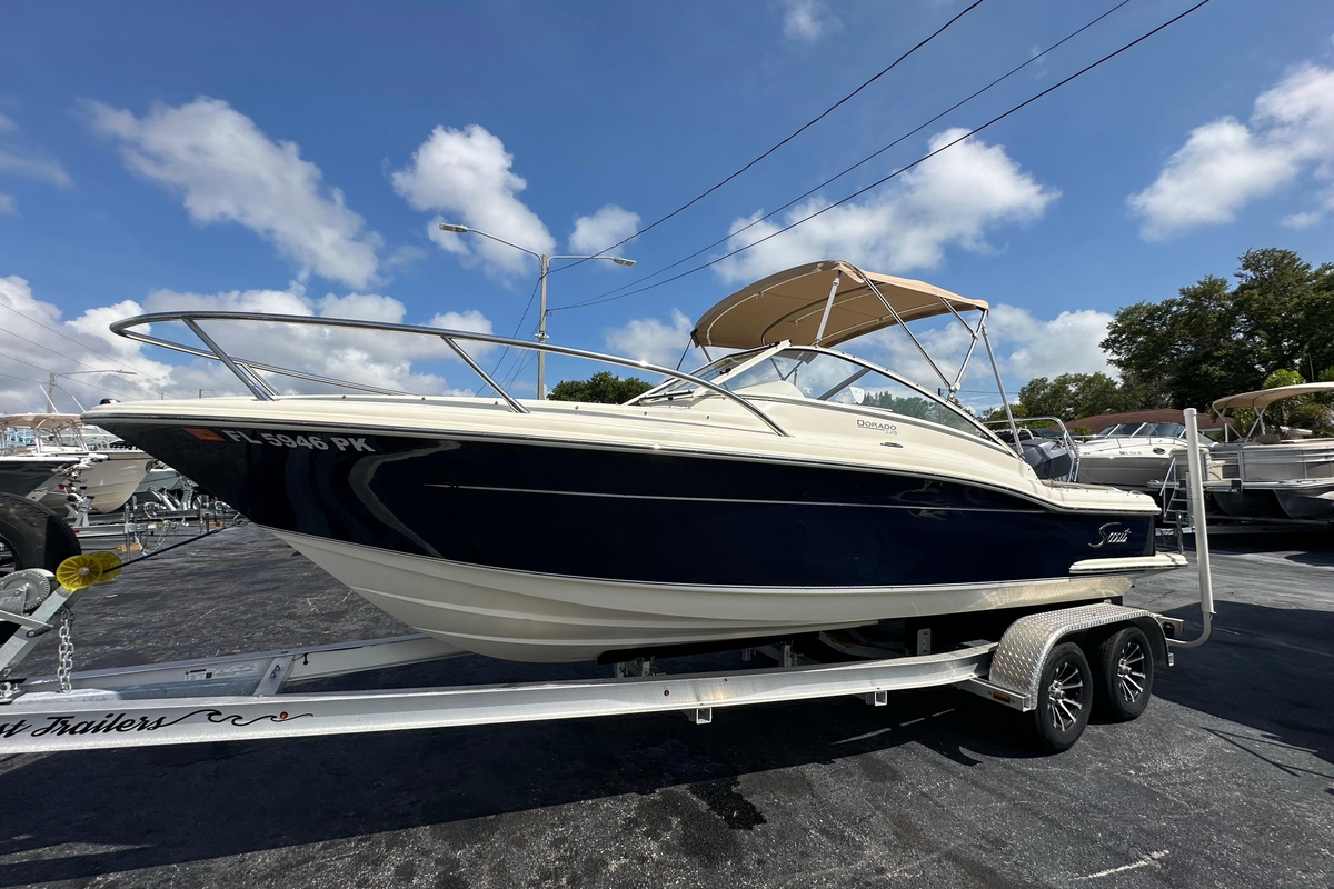 2013 Scout 225 Dorado - Sold Boat