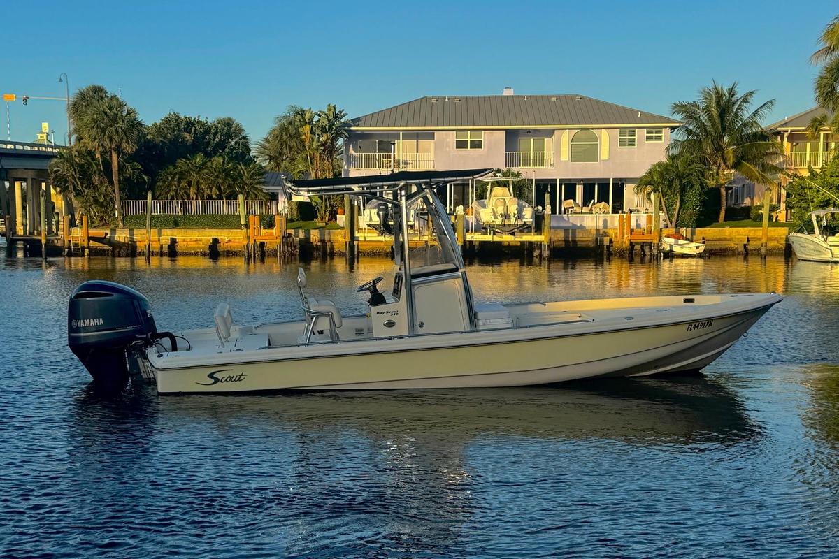 2006 Scout 240 Bay Scout - Sold Boat