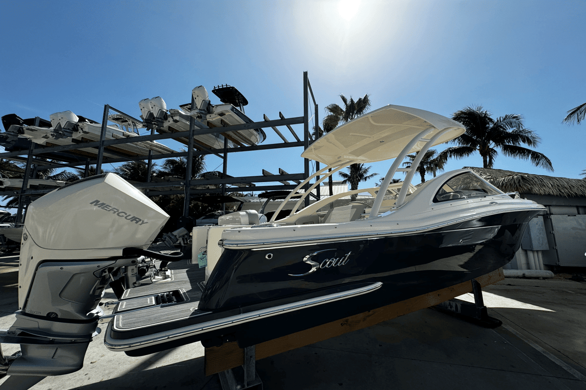 2024 Scout 240 Dorado - Sold Boat