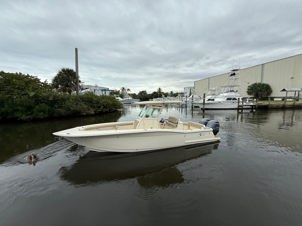 2014 Scout 275 LXF - Sold Boat