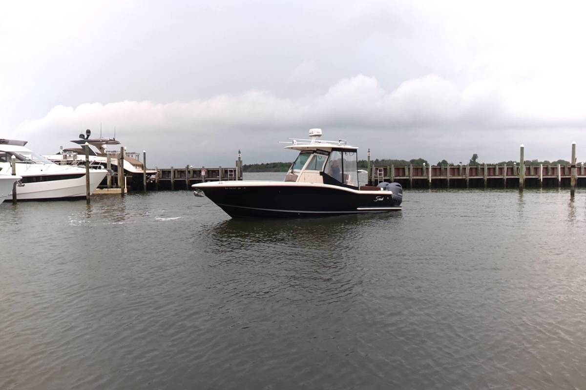 2015 Scout 275 LXF - Sold Boat