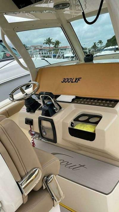 BOATZON | Scout 300 LXF 2015 BOATZON | Scout 300 LXF 2015