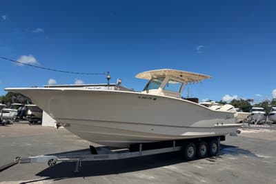 BOATZON | Scout 320 LXF 2015
