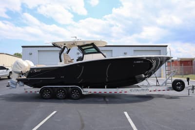 BOATZON | Scout 330 LXF 2022