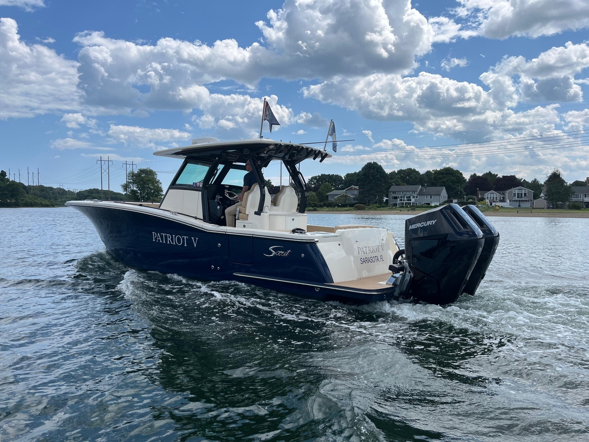 2024 Scout 330 LXF - Sold Boat