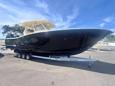 BOATZON | Scout 330 LXF 2025