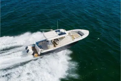 BOATZON | Scout 330 LXF 2026