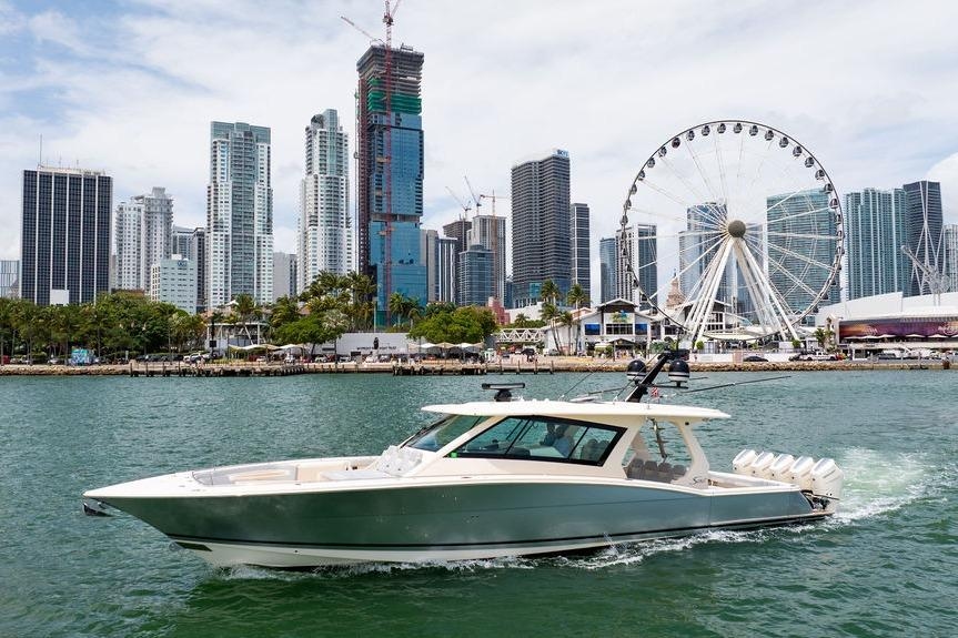 2020 Scout 530 LXF - Sold Boat